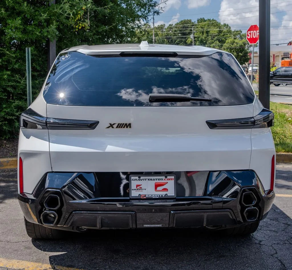 BMW XM photo 27