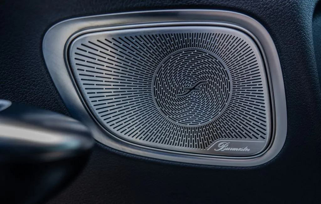 Mercedes-Benz GLC photo 16