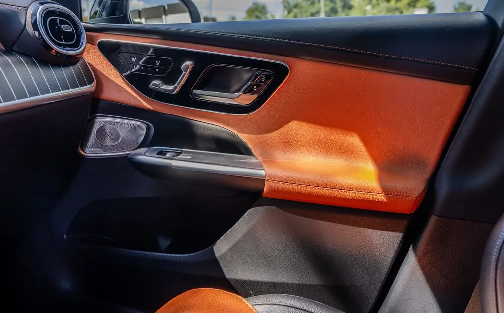 Mercedes-Benz GLC photo 13