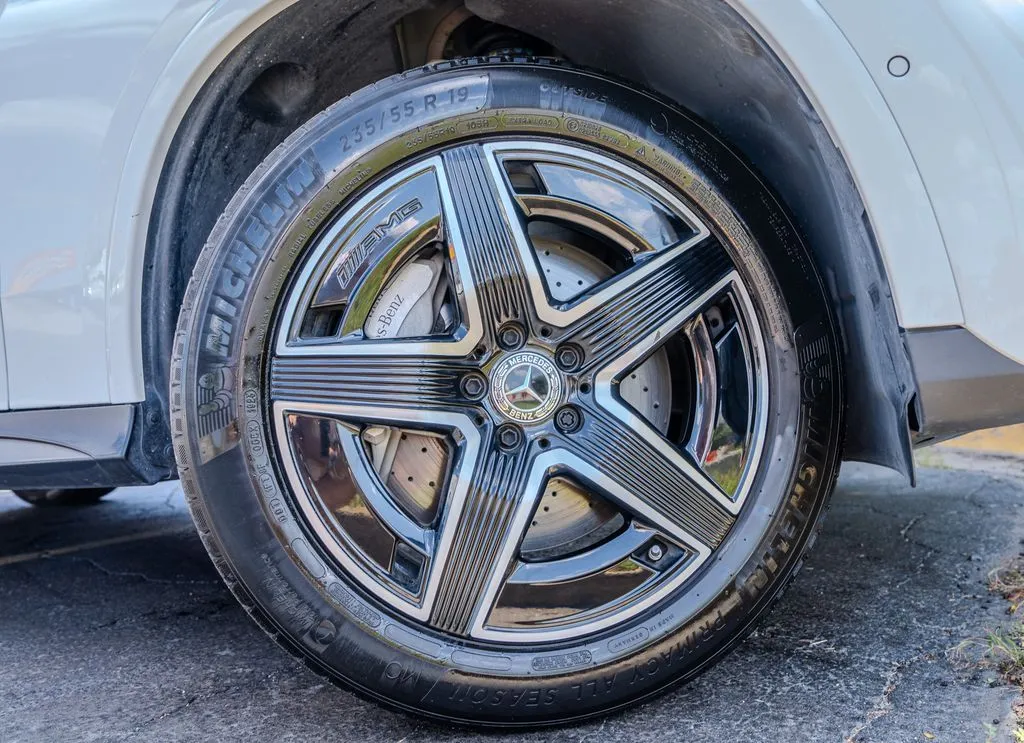 Mercedes-Benz GLC photo 30