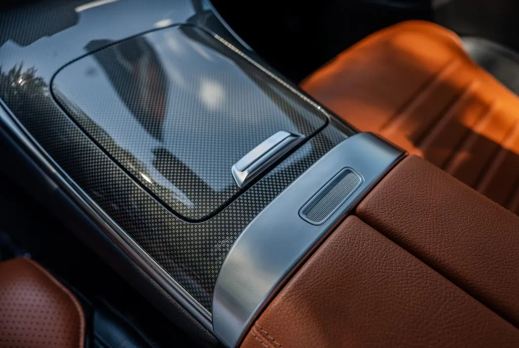 Mercedes-Benz GLC photo 12