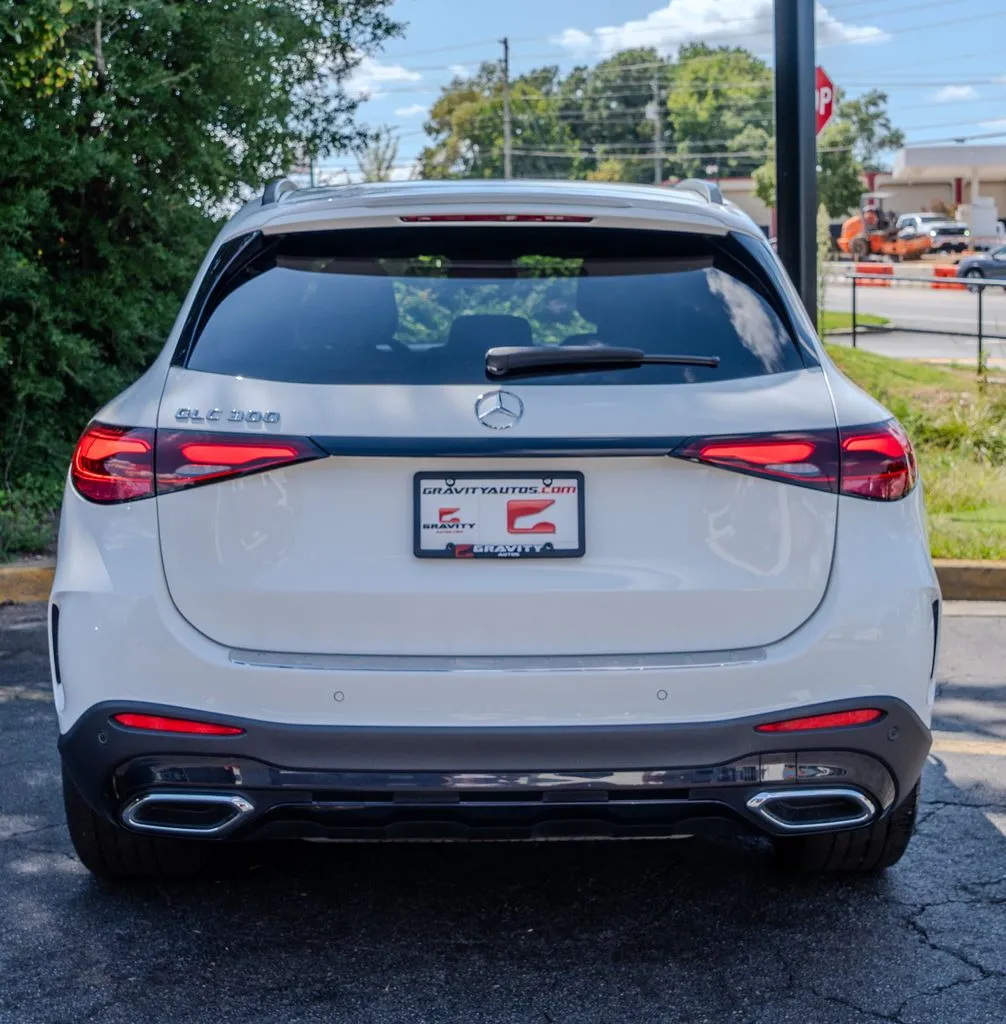 Mercedes-Benz GLC photo 24