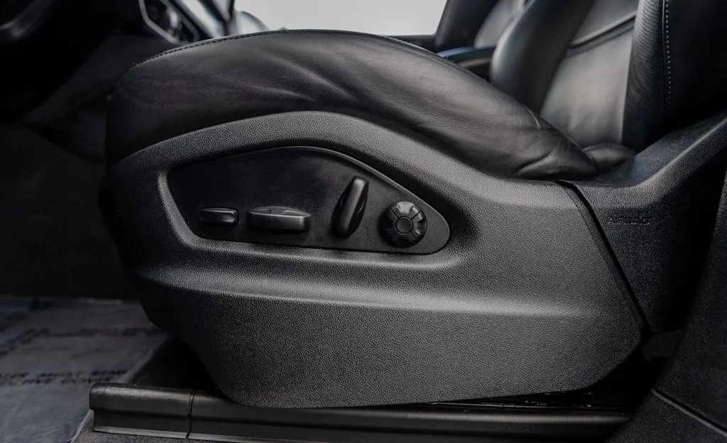 Porsche Cayenne photo 16