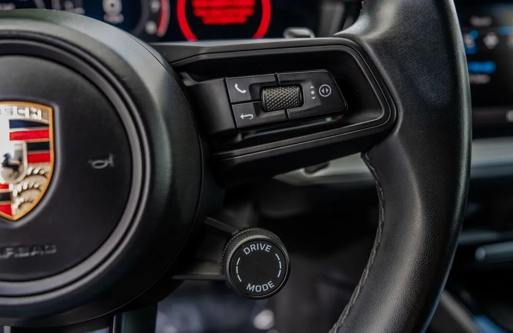 Porsche Cayenne photo 7