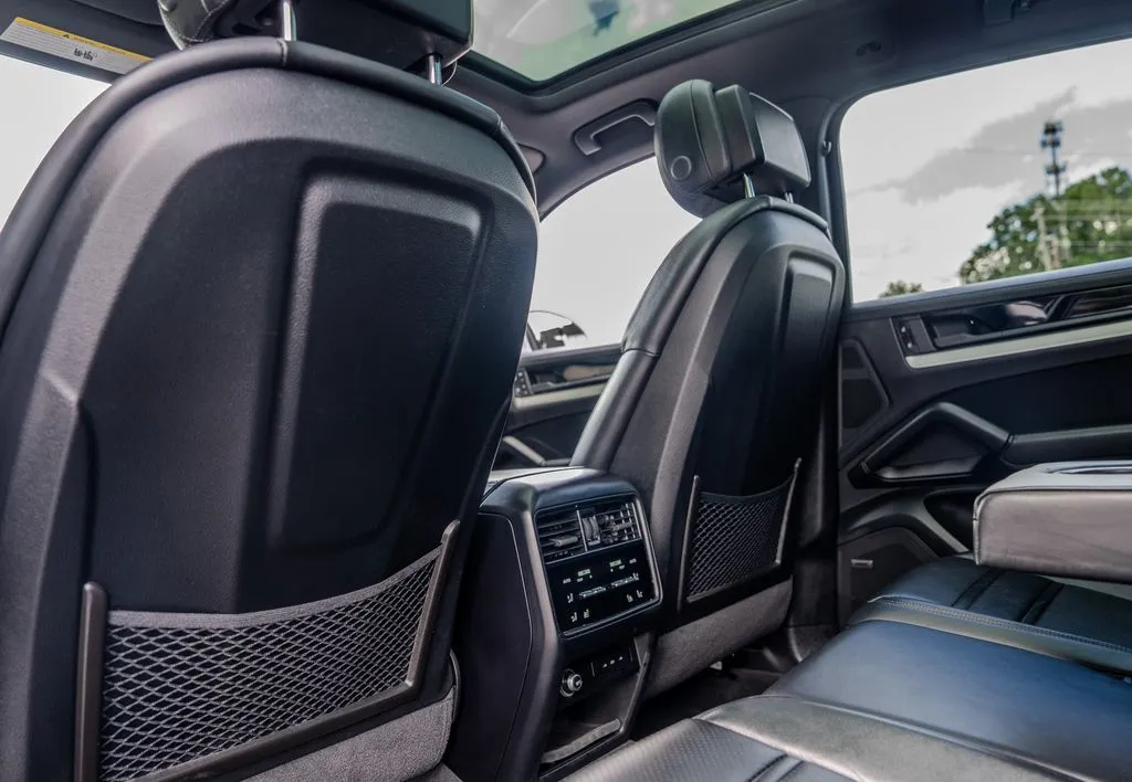 Porsche Cayenne photo 20