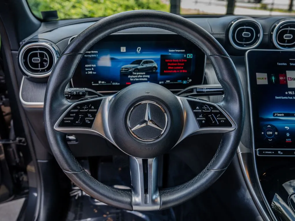 Mercedes-Benz GLC photo 5