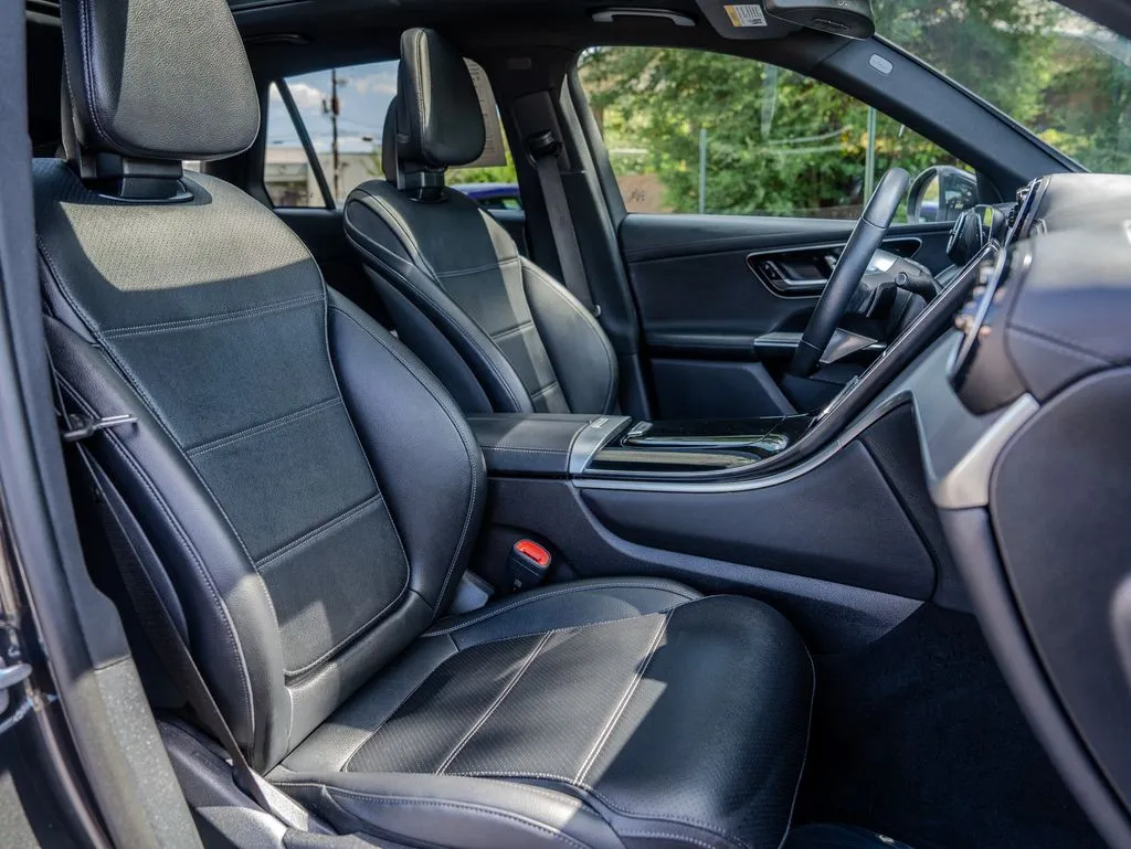 Mercedes-Benz GLC photo 21