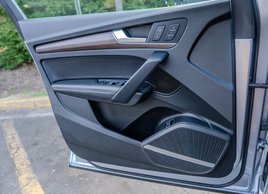 Audi Q5 e photo 15