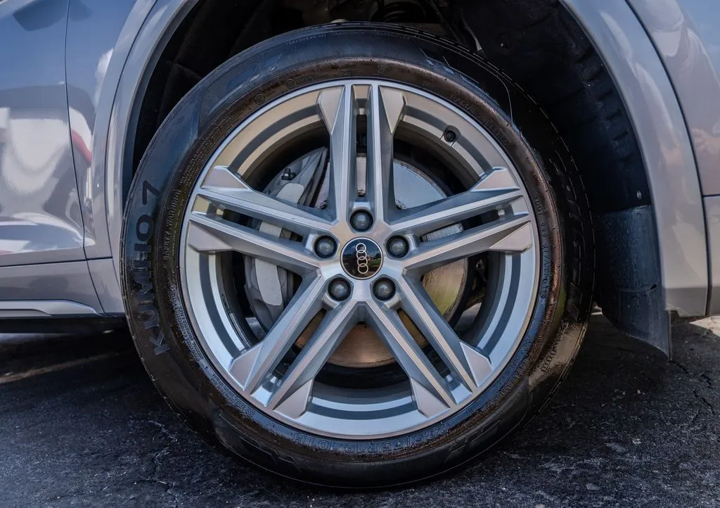 Audi Q5 e photo 31