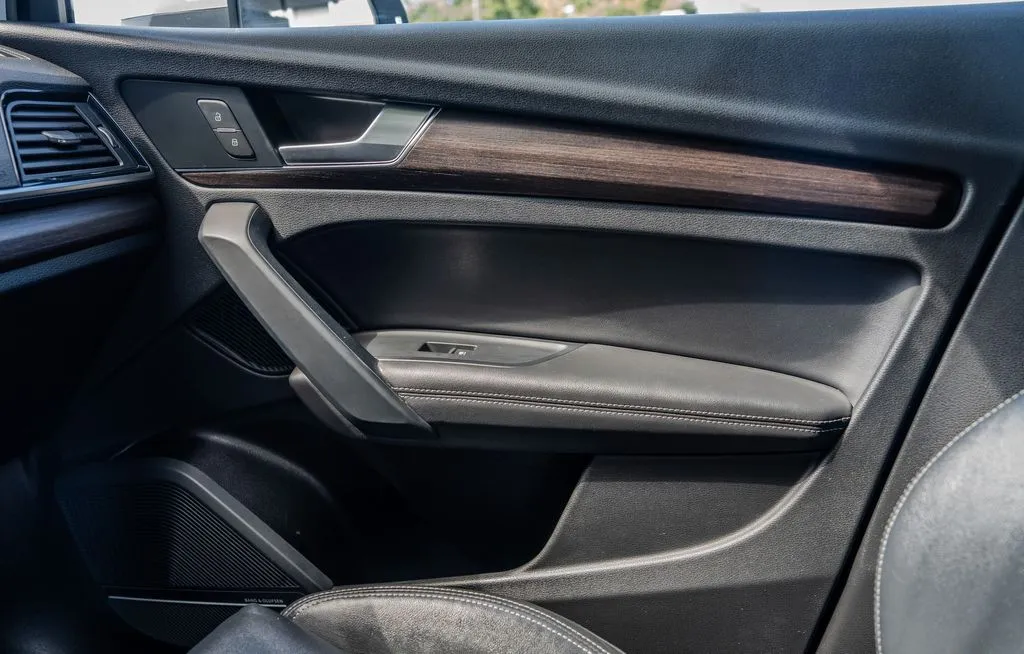 Audi Q5 e photo 13