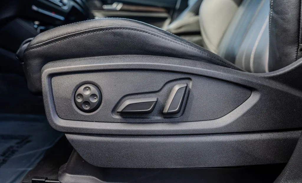 Audi Q5 e photo 17