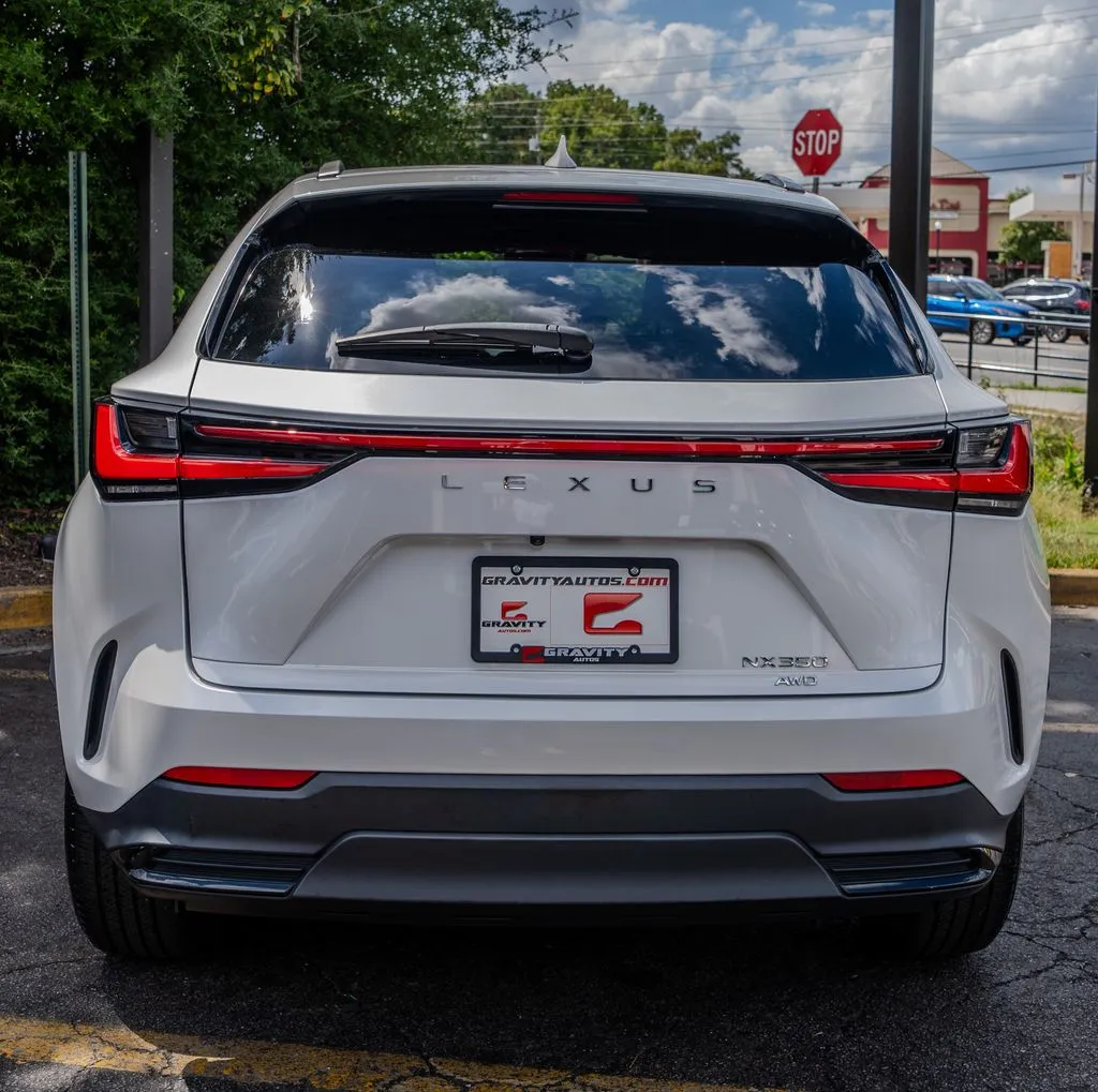 Lexus NX photo 24