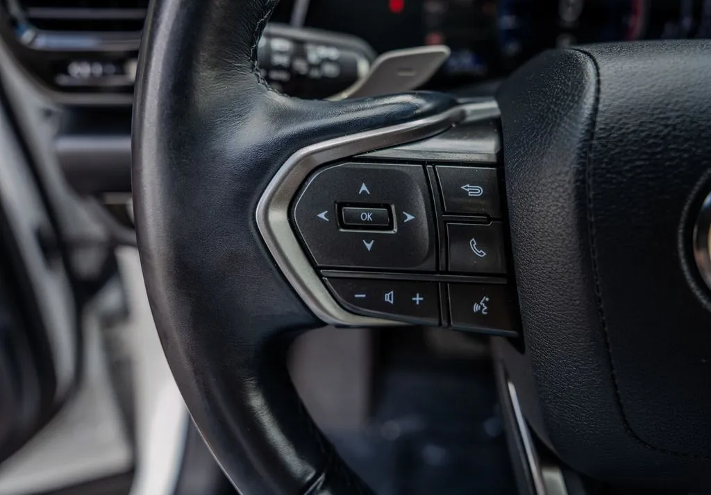 Lexus NX photo 6
