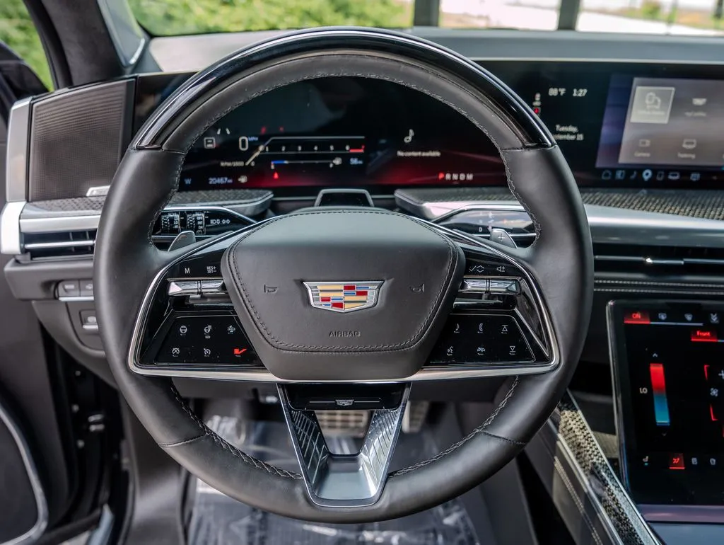 Cadillac Escalade photo 5
