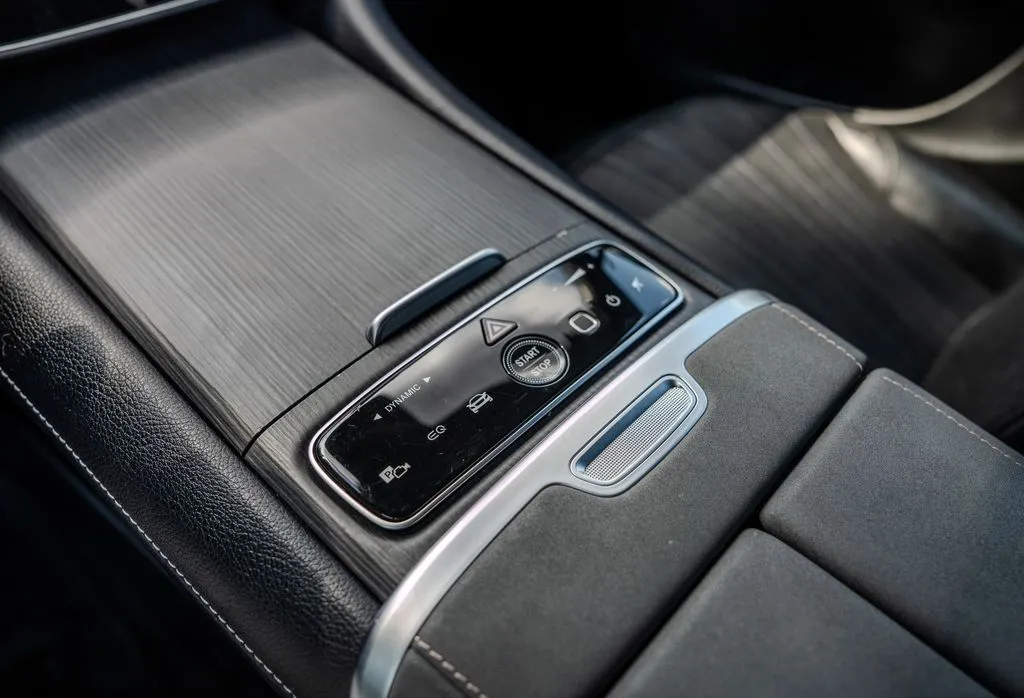 Mercedes-Benz EQS photo 13