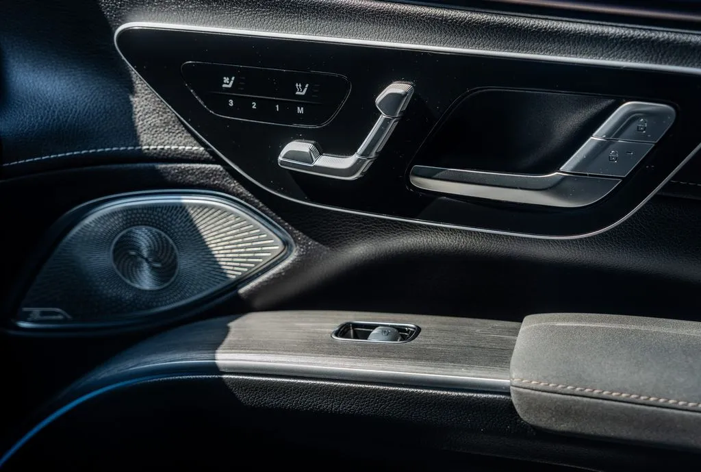 Mercedes-Benz EQS photo 15