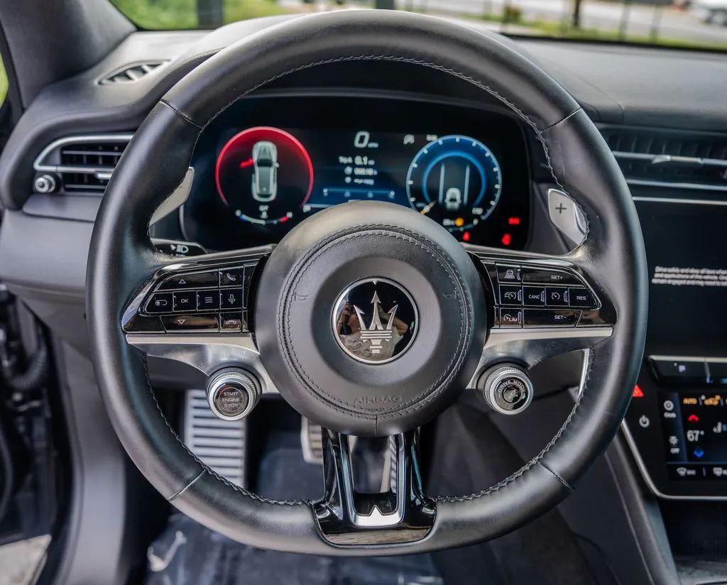 Maserati Grecale photo 5