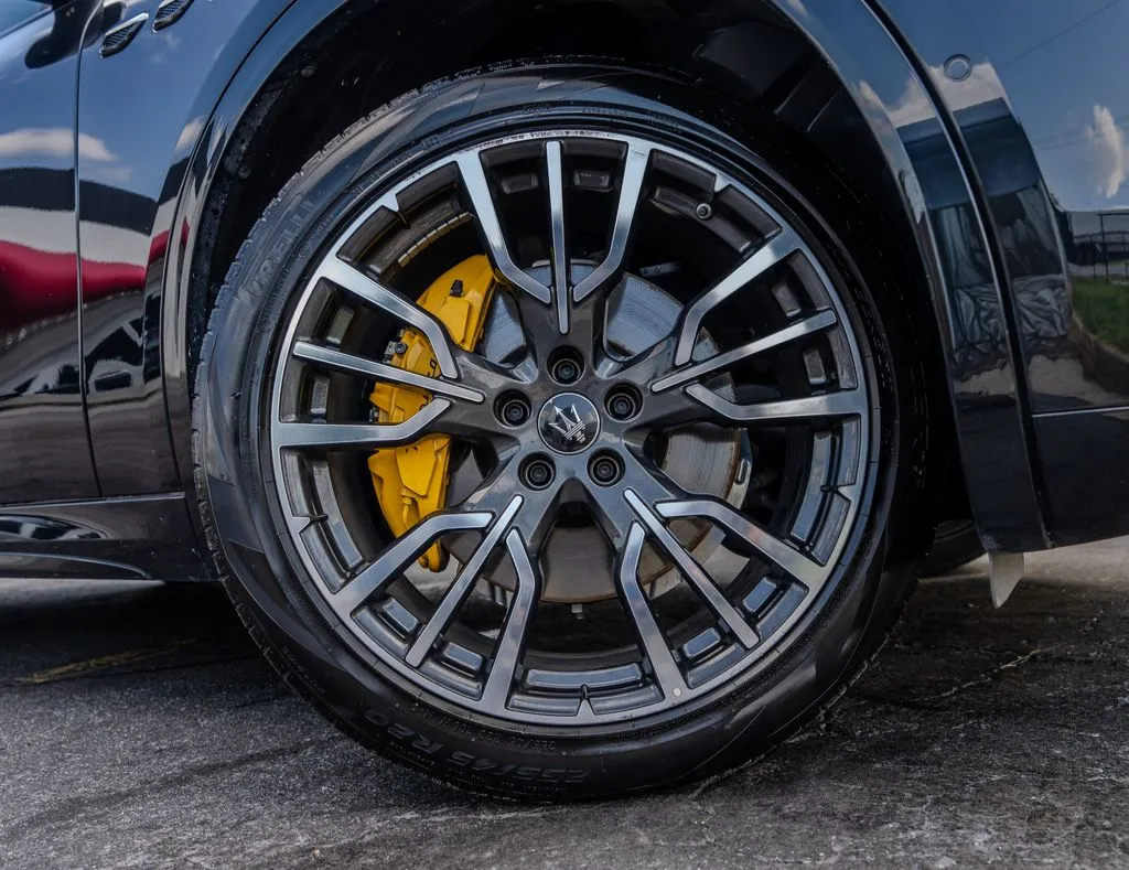 Maserati Grecale photo 30