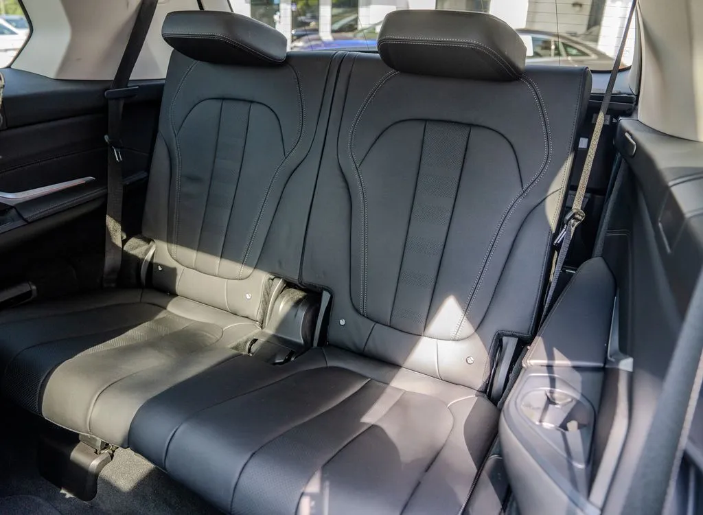 BMW X7 photo 21