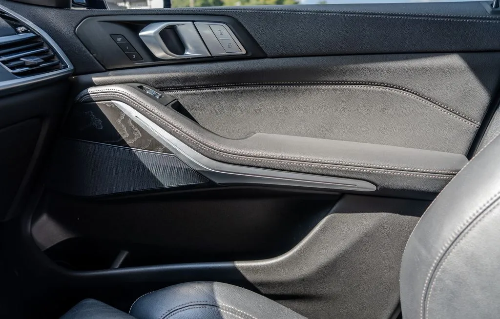BMW X7 photo 13