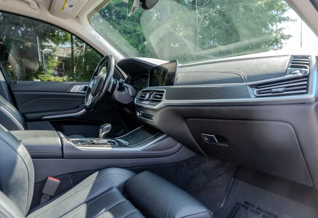 BMW X7 photo 23