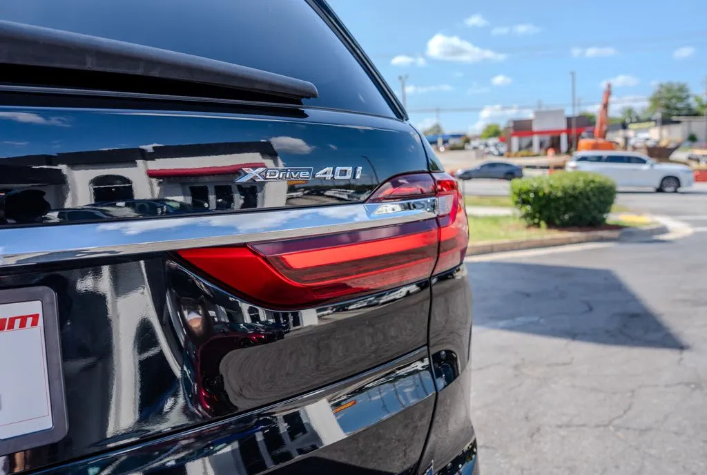 BMW X7 photo 28