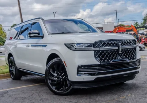 Another view of 2025 Lincoln Navigator L Reserve for sale in Atlanta, GA at Gravity Autos Atlanta