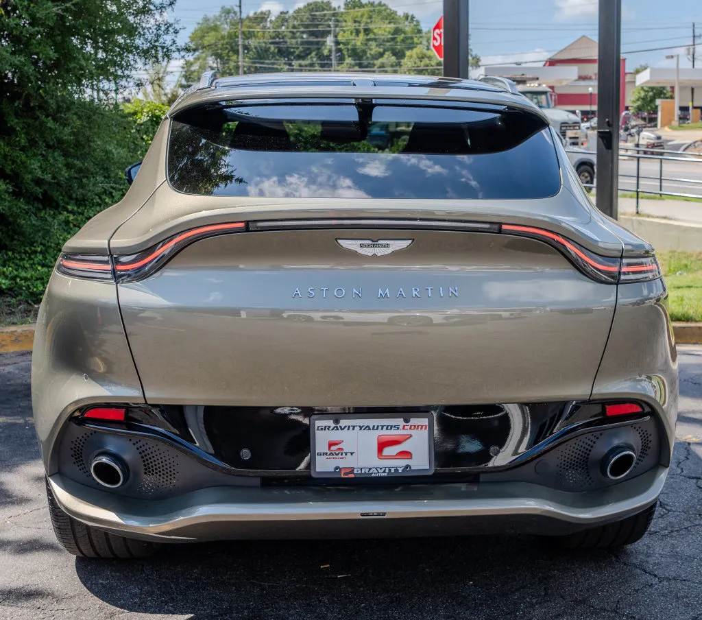Aston Martin DBX photo 24