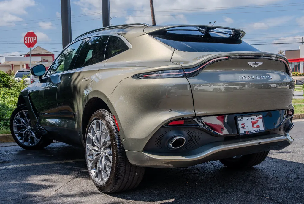 Aston Martin DBX photo 23