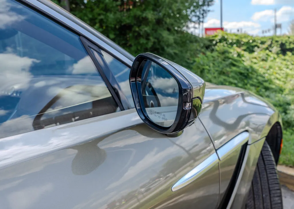 Aston Martin DBX photo 29