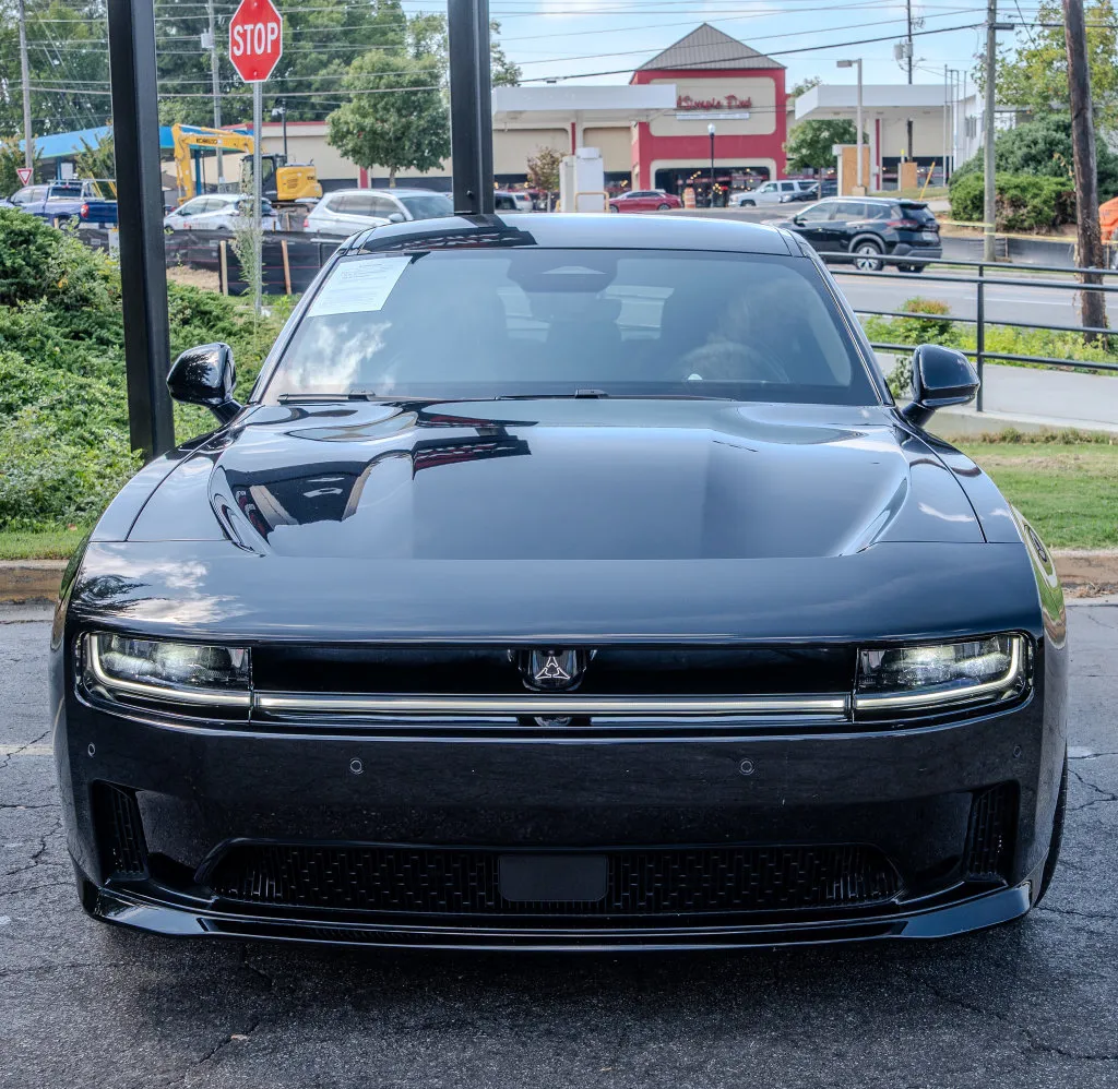Dodge Charger photo 2