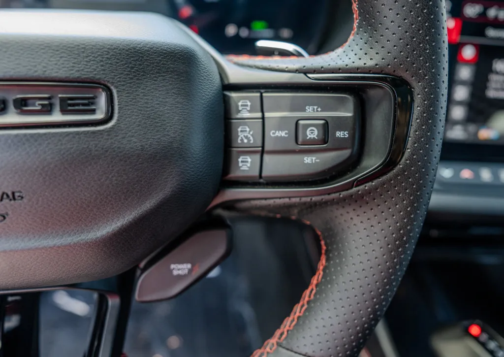 Dodge Charger photo 7