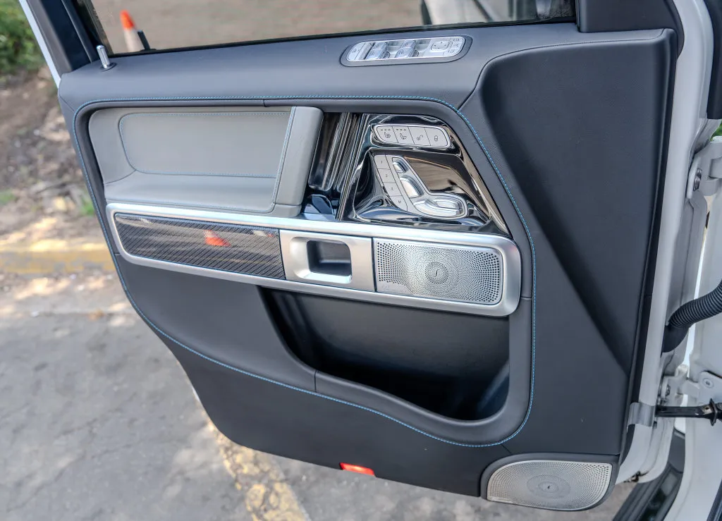 Mercedes-Benz G-Class photo 16