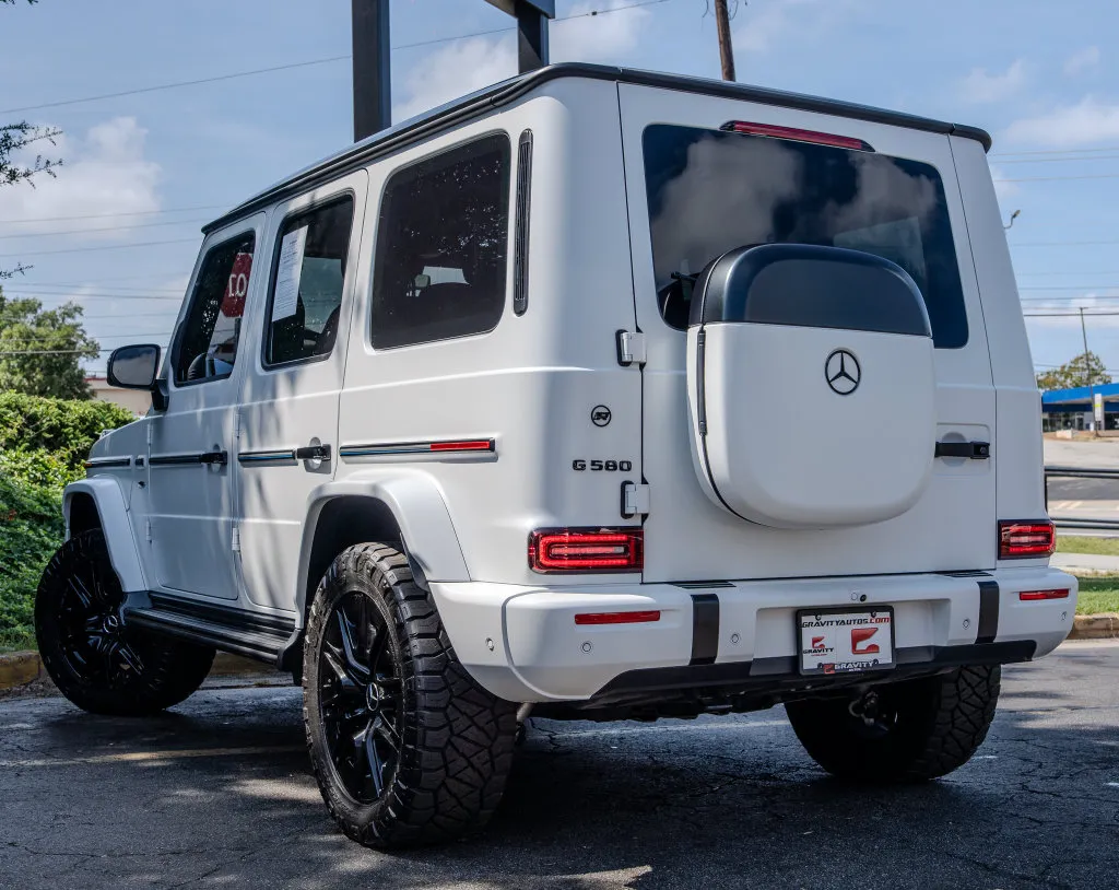 Mercedes-Benz G-Class photo 26