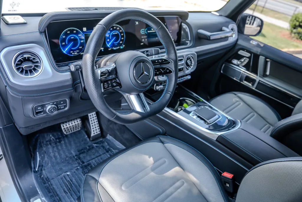 Mercedes-Benz G-Class photo 4