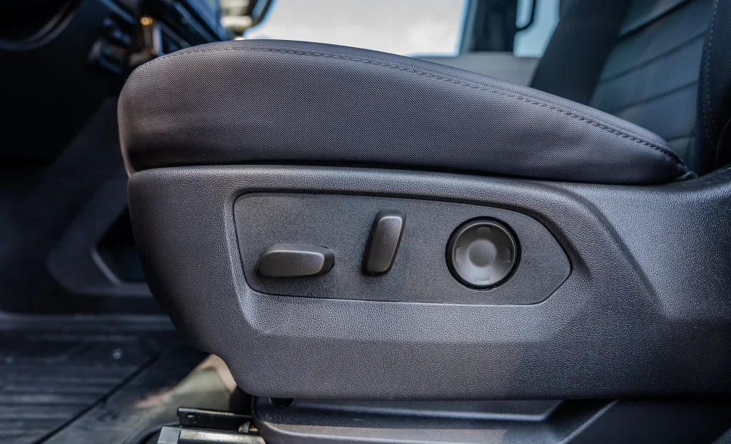 GMC Hummer EV Pickup photo 17