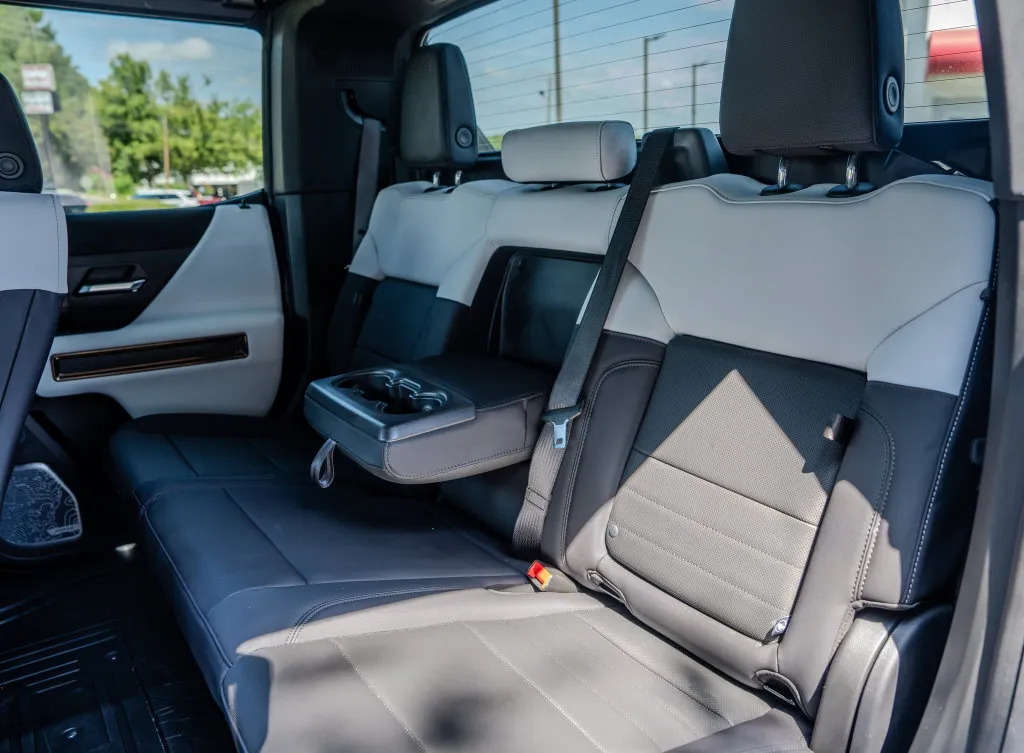 GMC Hummer EV Pickup photo 20