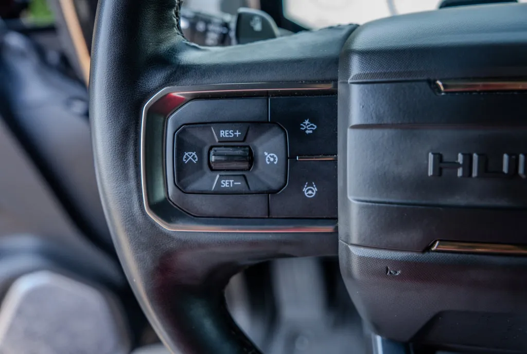 GMC Hummer EV Pickup photo 6