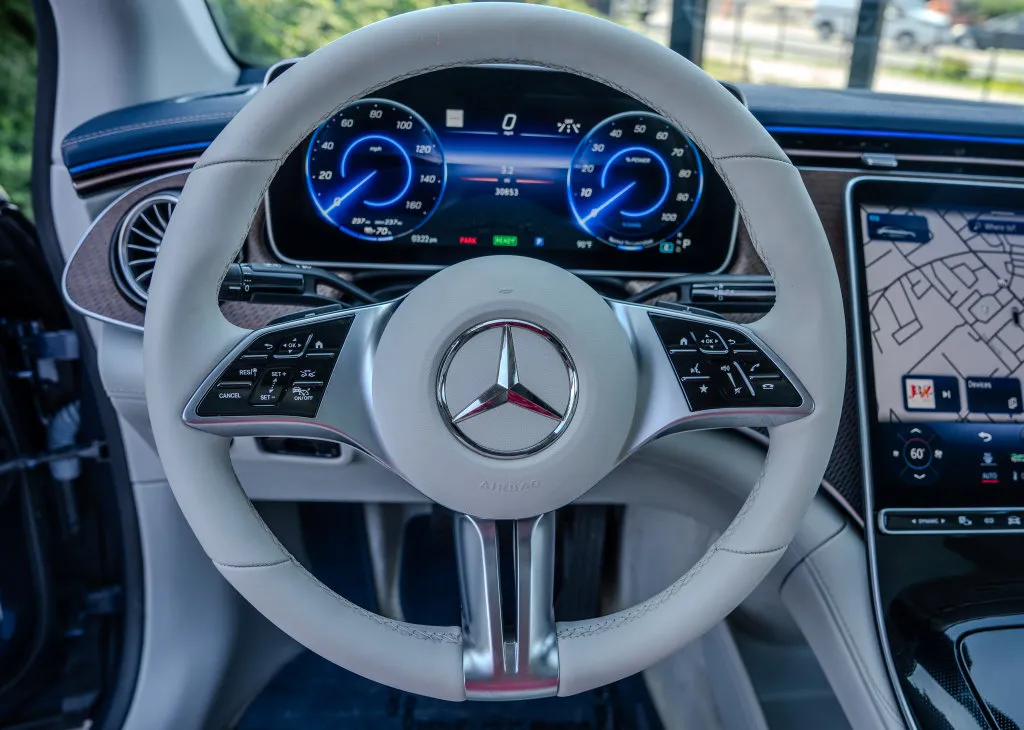Mercedes-Benz EQE photo 5