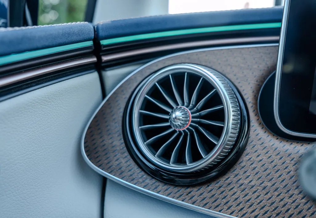 Mercedes-Benz EQE photo 8