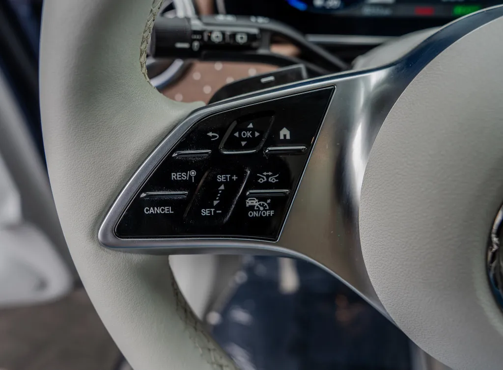 Mercedes-Benz EQE photo 6