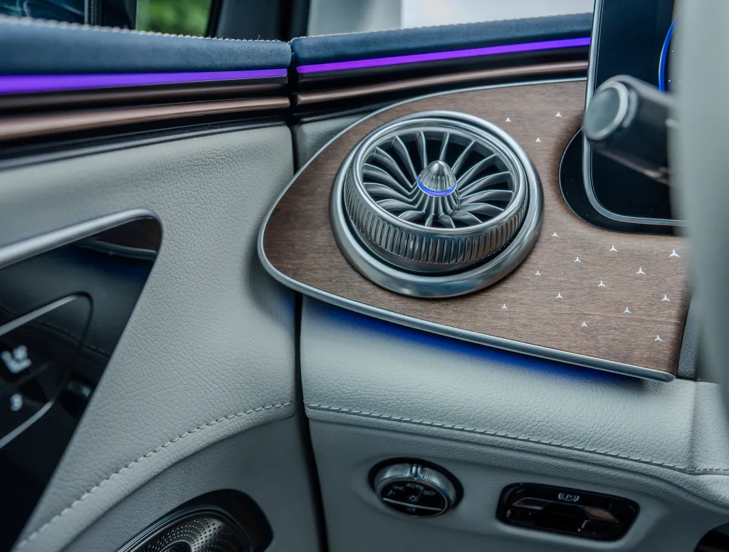 Mercedes-Benz EQE photo 8