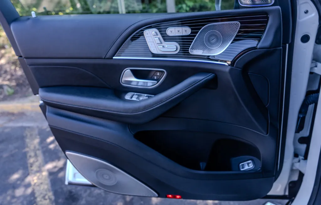 Mercedes-Benz GLS photo 17