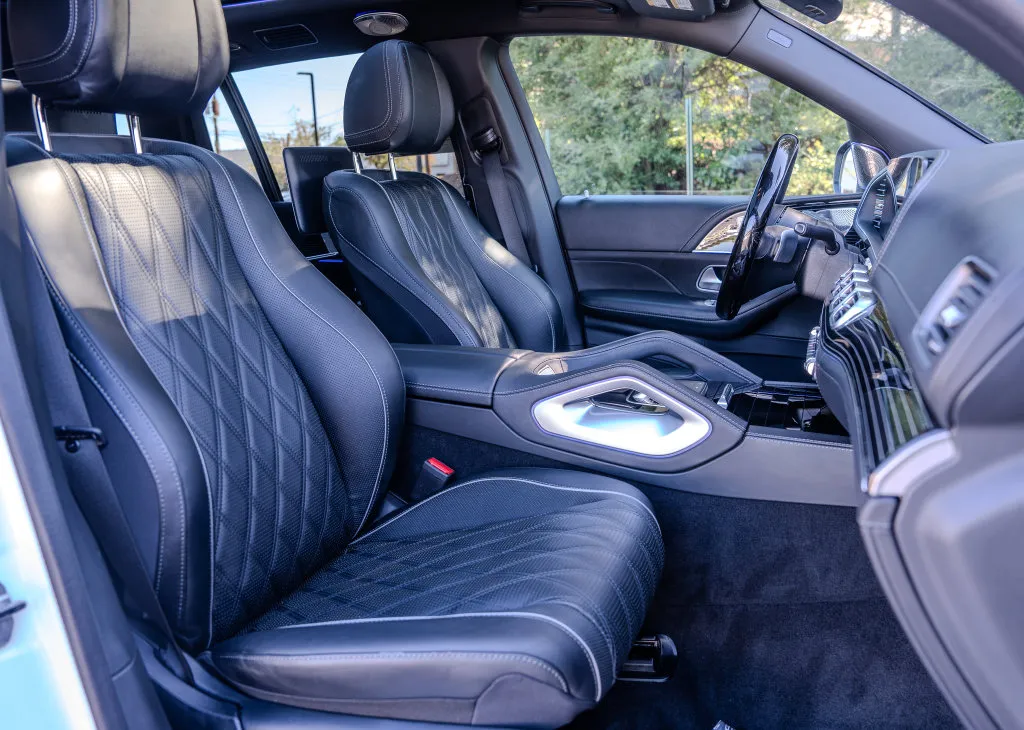Mercedes-Benz GLS photo 29