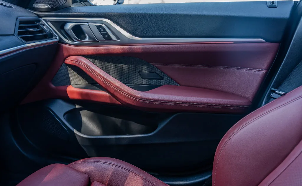 BMW i4 photo 14
