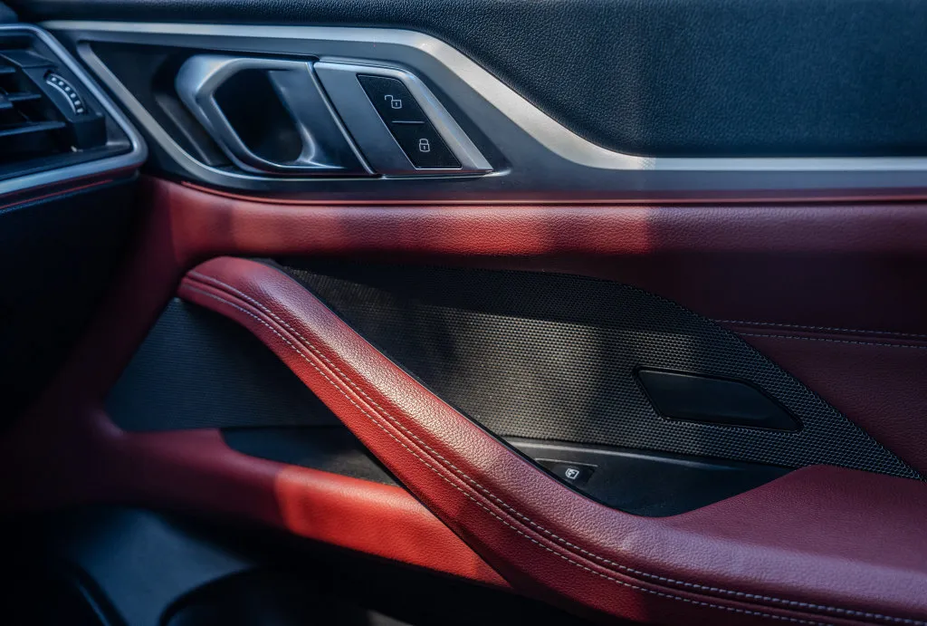 BMW i4 photo 15