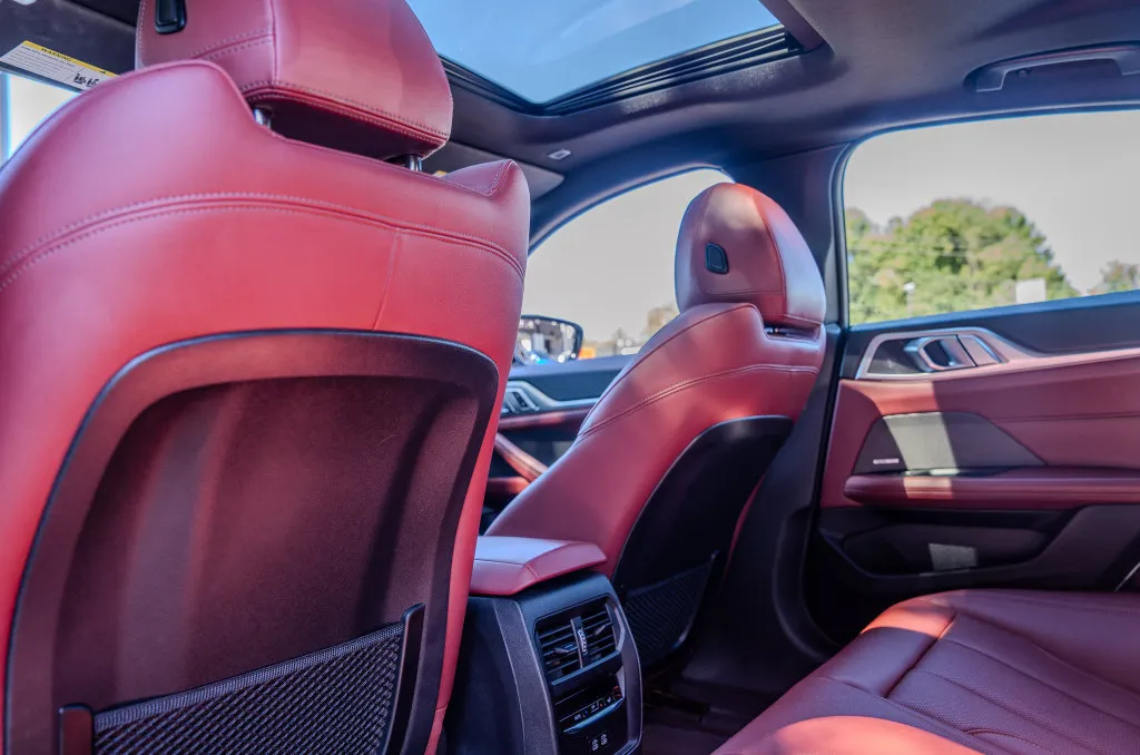 BMW i4 photo 22