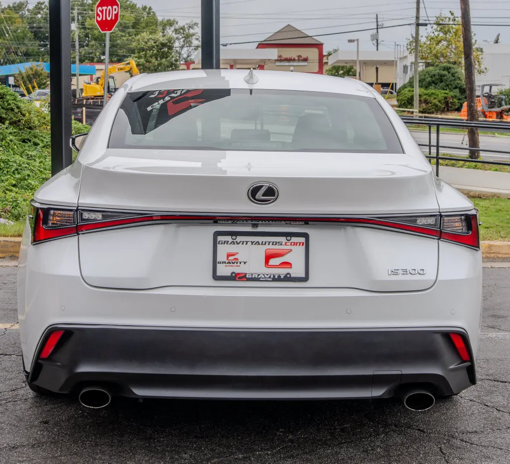 Lexus IS photo 24