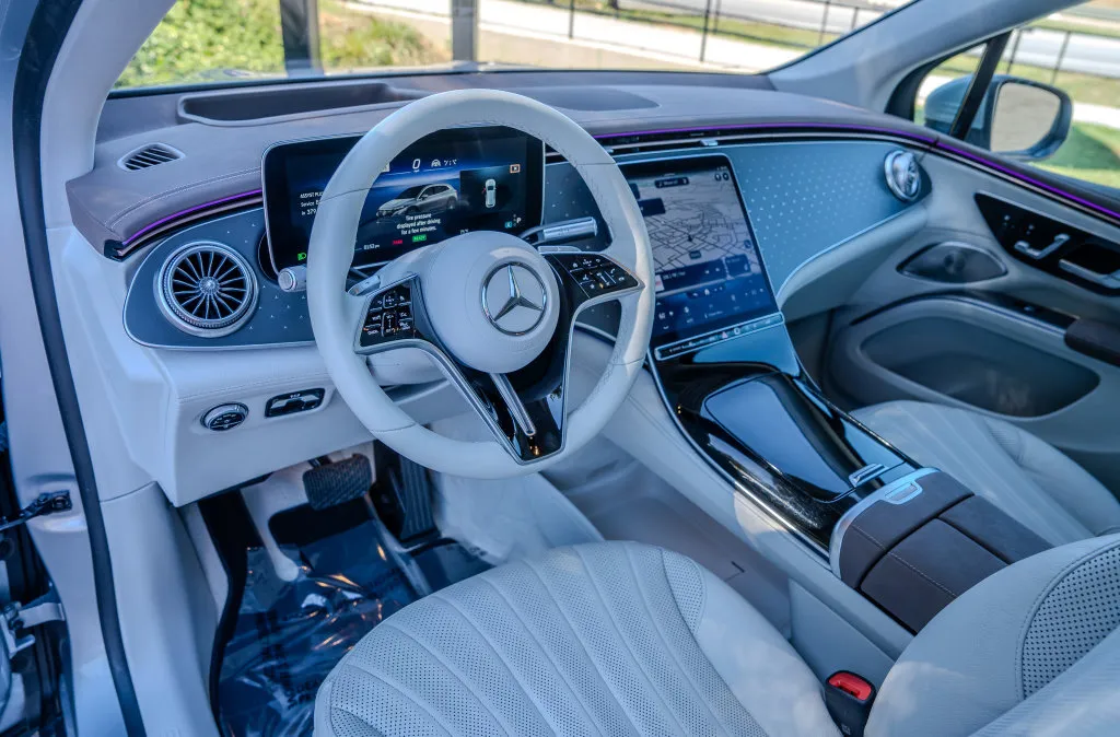 Mercedes-Benz EQS photo 4