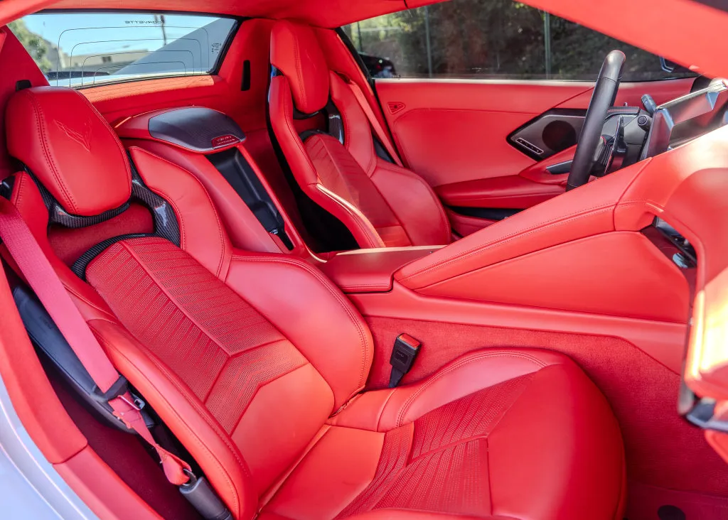 Chevrolet Corvette photo 18